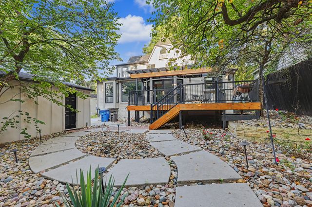 303 51st Street, Des Moines, IA 50312