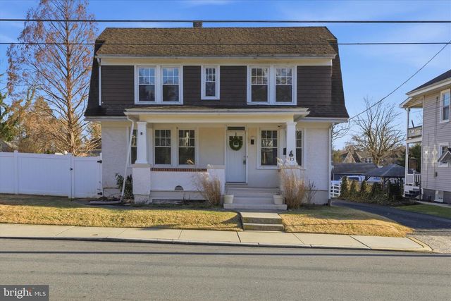 125 E FERDINAND ST, Manheim, PA 17545