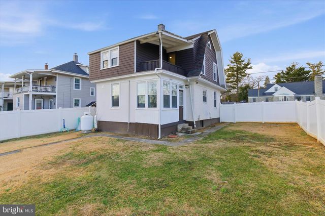 125 E FERDINAND ST, Manheim, PA 17545