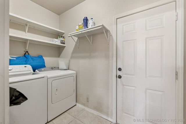 1204 N Willow Avenue, Broken Arrow, OK 74012