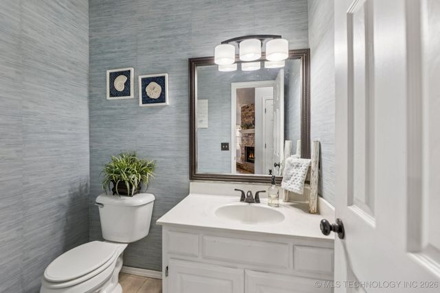 1204 N Willow Avenue, Broken Arrow, OK 74012