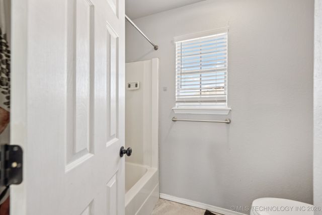 1204 N Willow Avenue, Broken Arrow, OK 74012