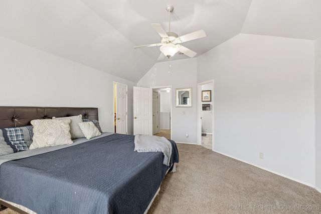 1204 N Willow Avenue, Broken Arrow, OK 74012