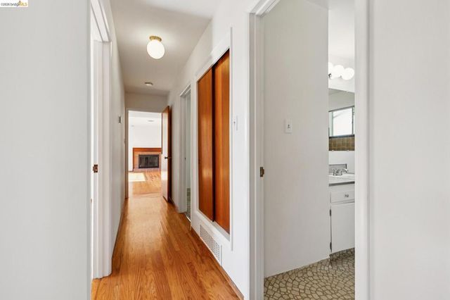 1122 Norvell Ct, El Cerrito, CA 94530