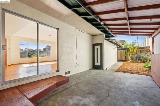 1122 Norvell Ct, El Cerrito, CA 94530
