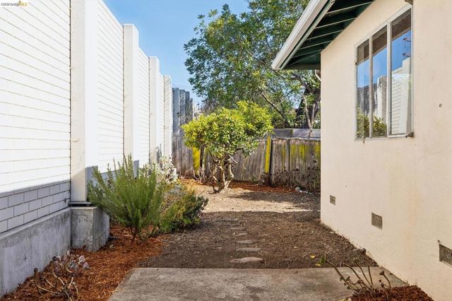 1122 Norvell Ct, El Cerrito, CA 94530