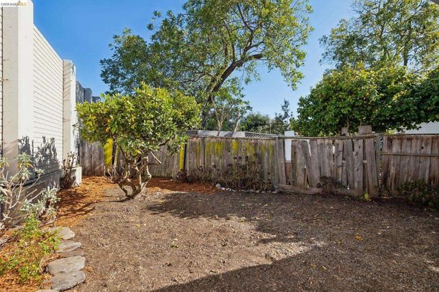 1122 Norvell Ct, El Cerrito, CA 94530