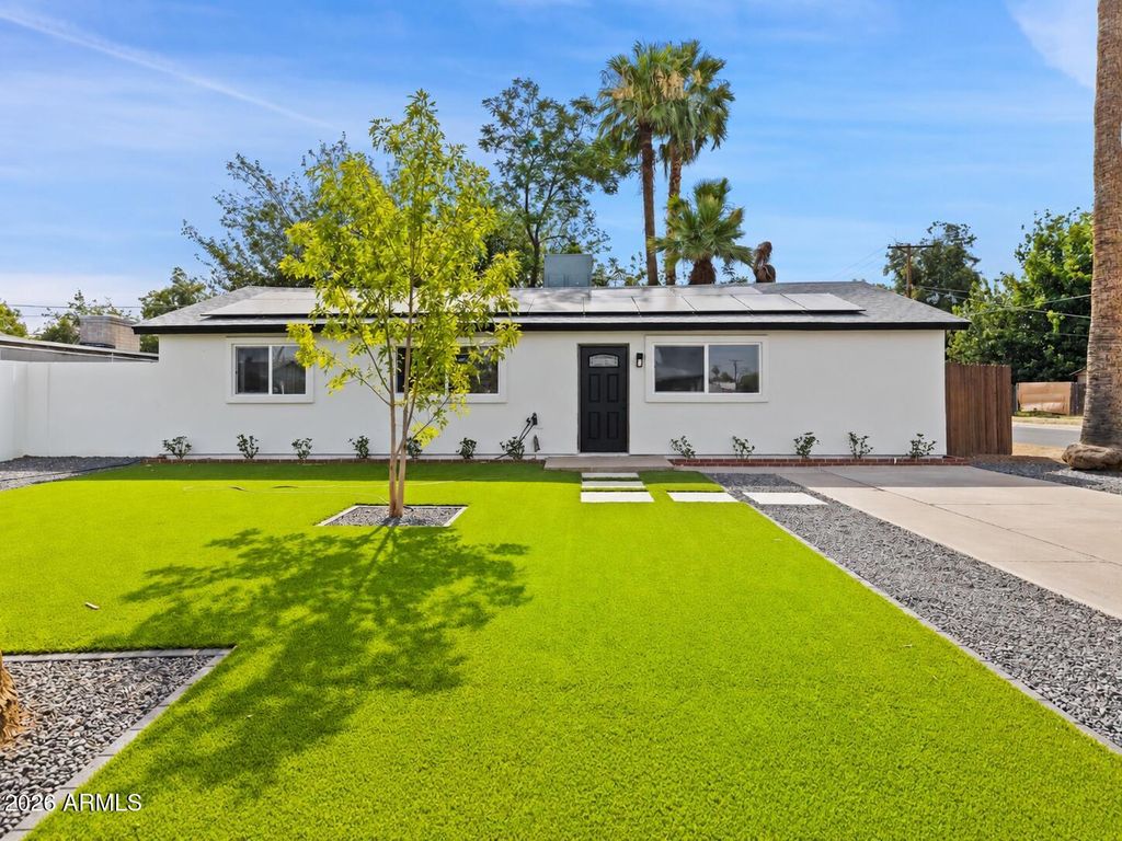 2201 N 29TH Place, Phoenix, AZ 85008 — exterior