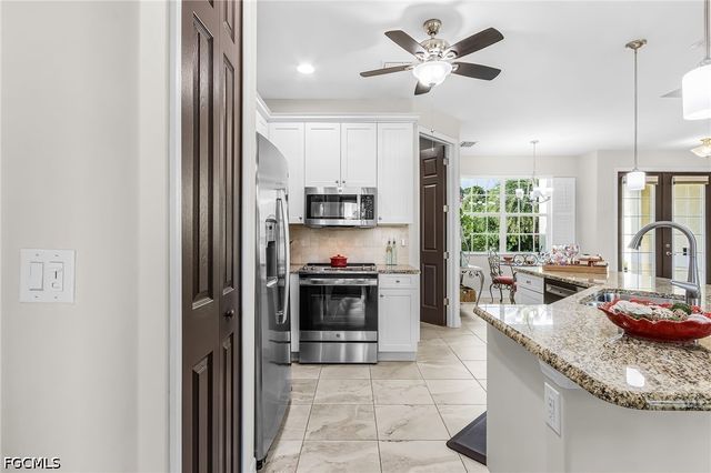 3742 Tangelo DR, St James City, FL 33956