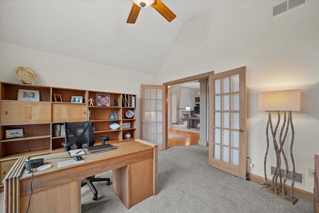 519 N Ponderosa DRIVE, Hartland, WI 53029