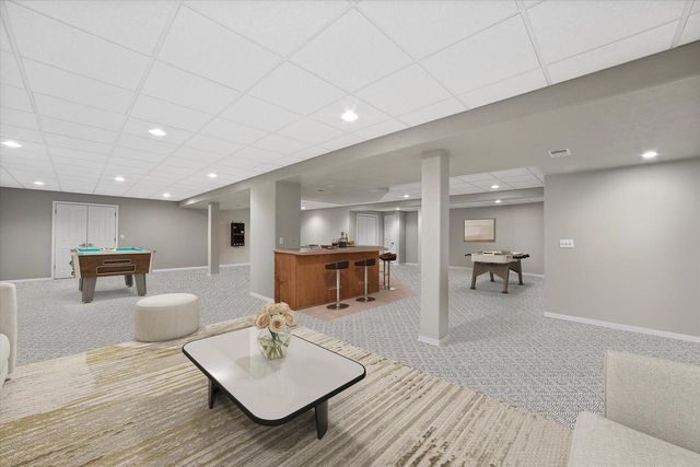 519 N Ponderosa DRIVE, Hartland, WI 53029