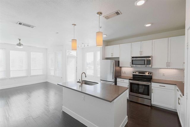 4800 Steiner Ranch BLVD 15-301, Austin, TX 78732