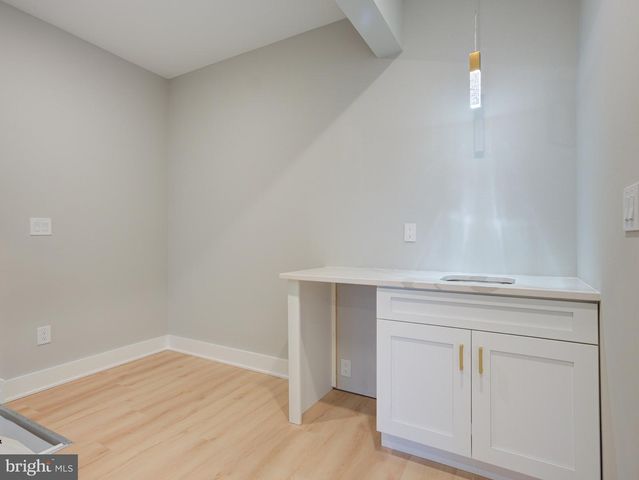 1933-35 N LEITHGOW ST, Philadelphia, PA 19122