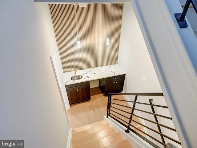 1933-35 N LEITHGOW ST, Philadelphia, PA 19122