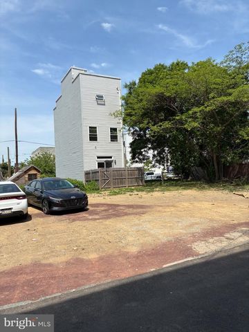 1933-35 N LEITHGOW ST, Philadelphia, PA 19122