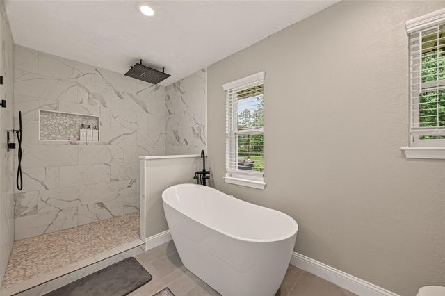 17135 Spindle Oaks Drive, Conroe, TX 77385