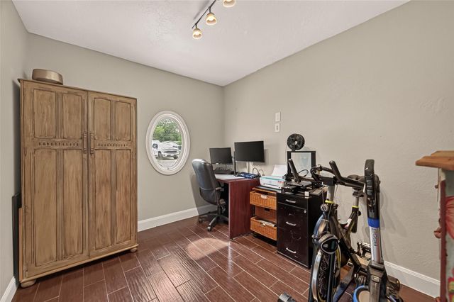 17135 Spindle Oaks Drive, Conroe, TX 77385