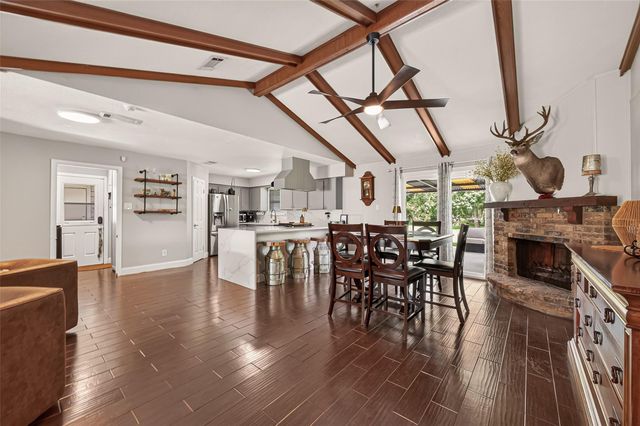 17135 Spindle Oaks Drive, Conroe, TX 77385