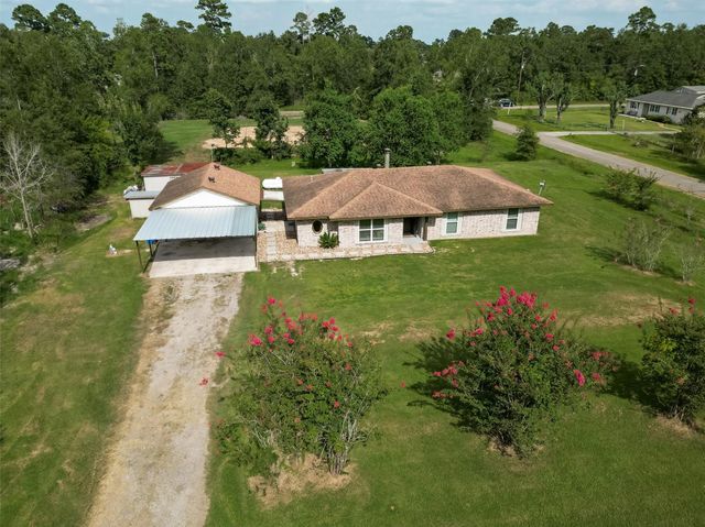 17135 Spindle Oaks Drive, Conroe, TX 77385