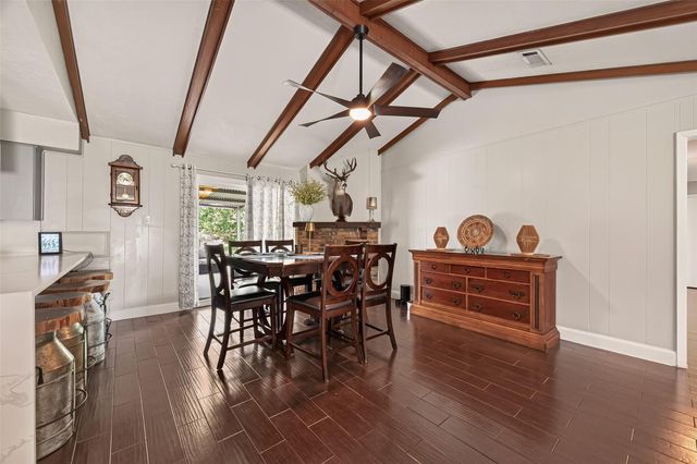 17135 Spindle Oaks Drive, Conroe, TX 77385