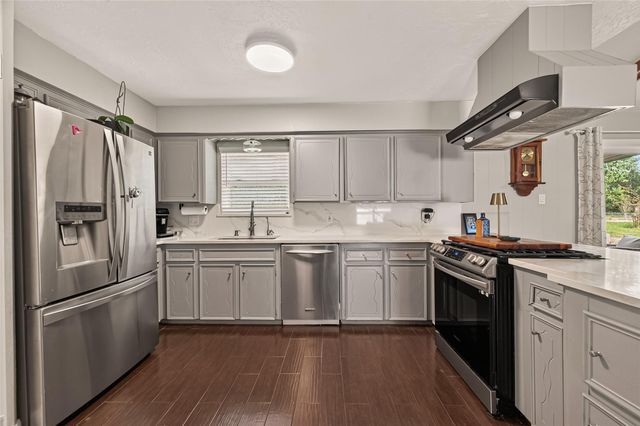 17135 Spindle Oaks Drive, Conroe, TX 77385