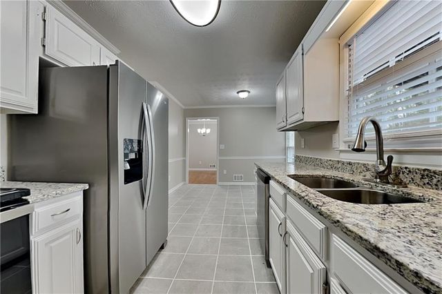 3115 Pond Ridge Trail, Snellville, GA 30078