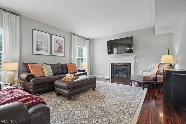 4118 Pembroke Drive, Kent, OH 44240