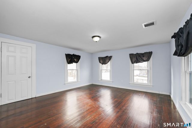 17 Windsor Street, Enfield, CT 06082