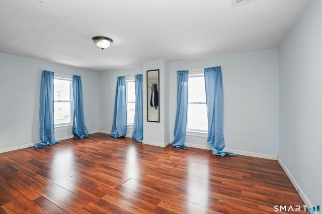 17 Windsor Street, Enfield, CT 06082