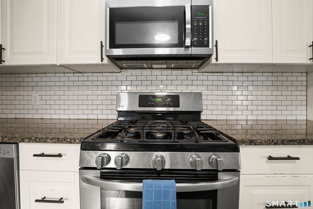 17 Windsor Street, Enfield, CT 06082