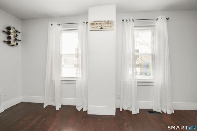 17 Windsor Street, Enfield, CT 06082