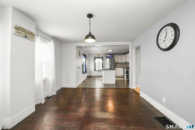 17 Windsor Street, Enfield, CT 06082