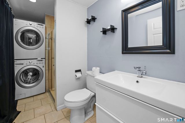 17 Windsor Street, Enfield, CT 06082