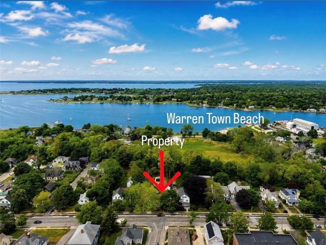 803 Main Street, Warren, RI 02885