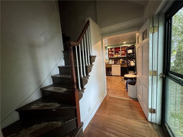 803 Main Street, Warren, RI 02885
