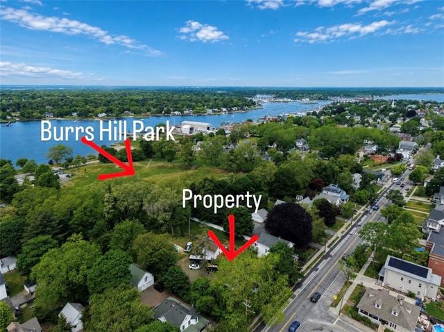 803 Main Street, Warren, RI 02885