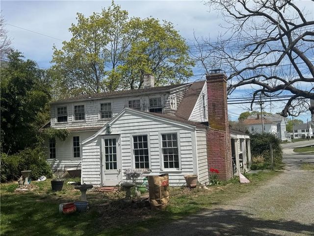 803 Main Street, Warren, RI 02885