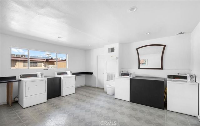 310 N Jackson Street 104, Glendale, CA 91206