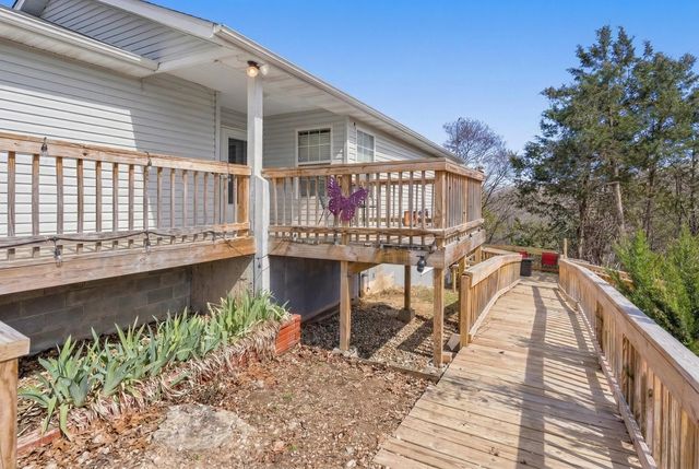 289 Fox Ridge Road, Branson, MO 65616