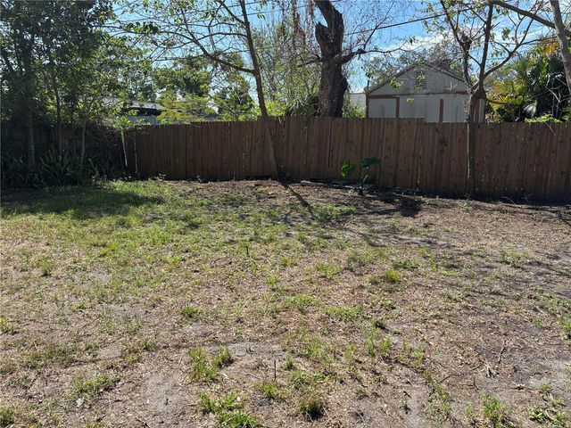 2162 46TH AVENUE N, St Petersburg, FL 33714