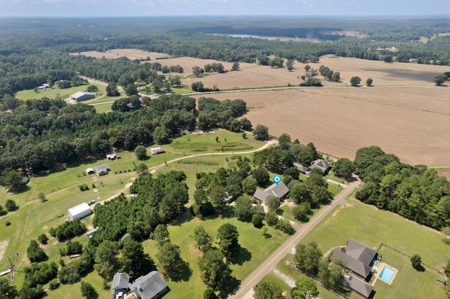 508 Baker Rd., Purvis, MS 39475