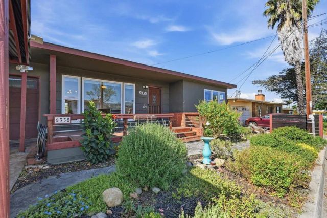 6335 Cleo Street, San Diego, CA 92115