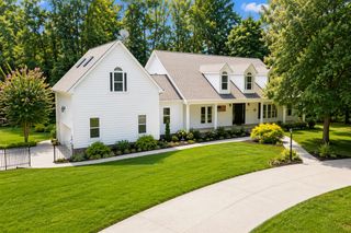 1320 Camp Ravine Road, Burns, TN 37029