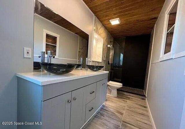 450 Riverdale Drive, Merritt Island, FL 32953