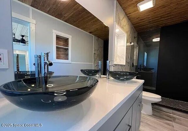 450 Riverdale Drive, Merritt Island, FL 32953