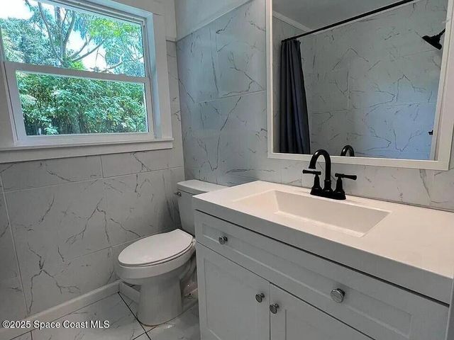 450 Riverdale Drive, Merritt Island, FL 32953