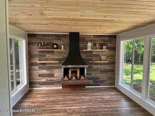 450 Riverdale Drive, Merritt Island, FL 32953