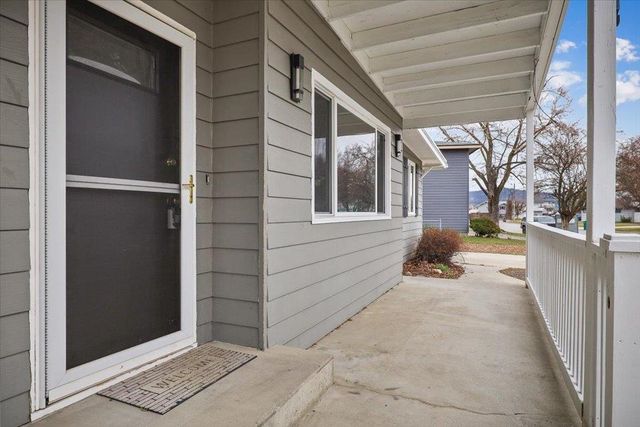 905 N Ravalli Dr, Spokane Valley, WA 99037