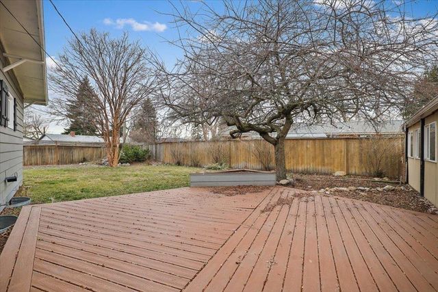 905 N Ravalli Dr, Spokane Valley, WA 99037