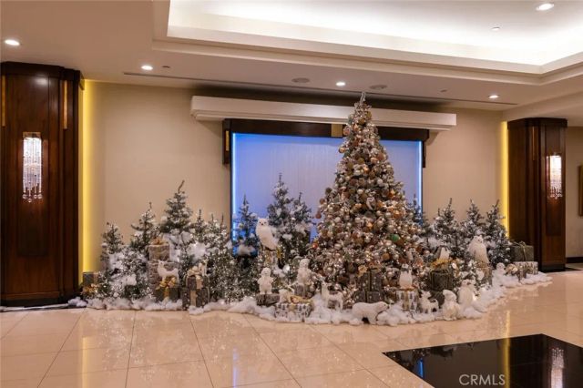 345 Pioneer Drive 202, Glendale, CA 91203